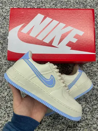 Nike Air Force