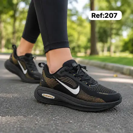 Nike Vomero 18
