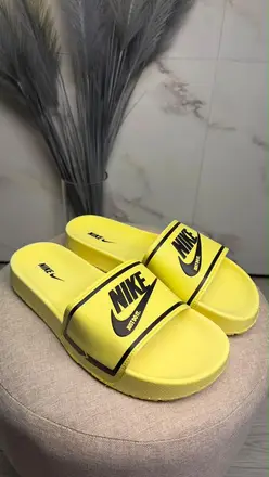 Nike Slide Premium